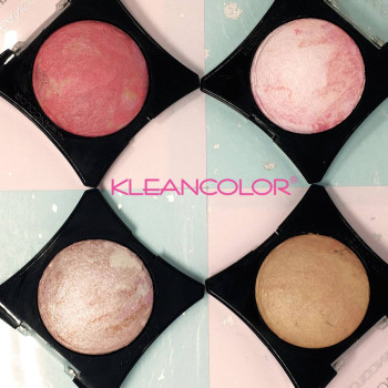 AmericanChick  Baked Blush Bronzer